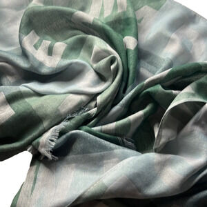⭐️ 3/$25 ⭐️ Steve Madden Scarf